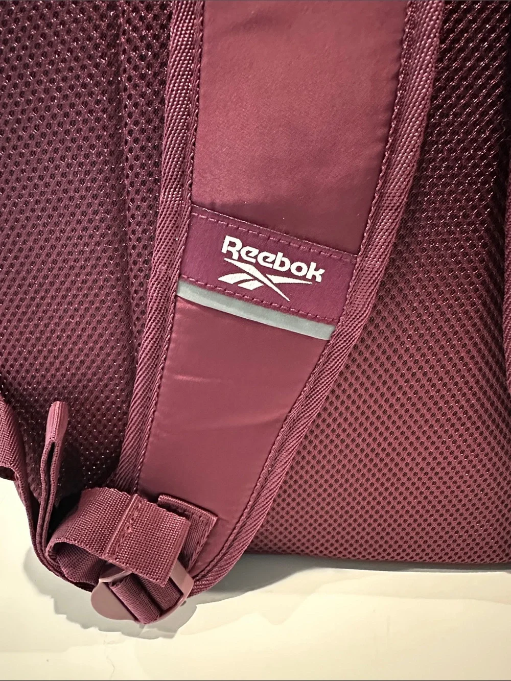 NWT Teebok Kasey Grape Wine Ex-Large Laptop Backpack W/Multiple outside pockets.